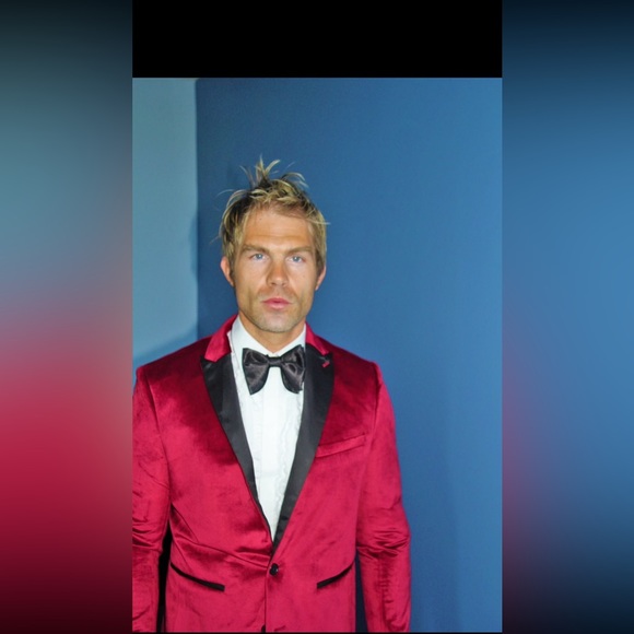 Red velvet dinner jacket 40 R - Picture 2 of 8